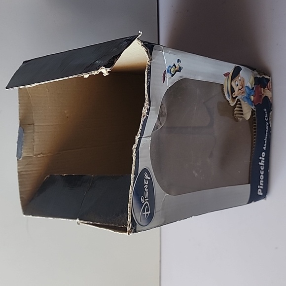 Vintage Disney, Pinocchio Anniversary Clock. - Picture 14 of 14